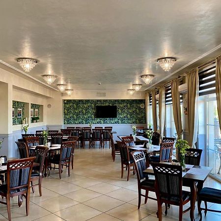 Hotel Stara Gorzelnia Licheń 외부 사진
