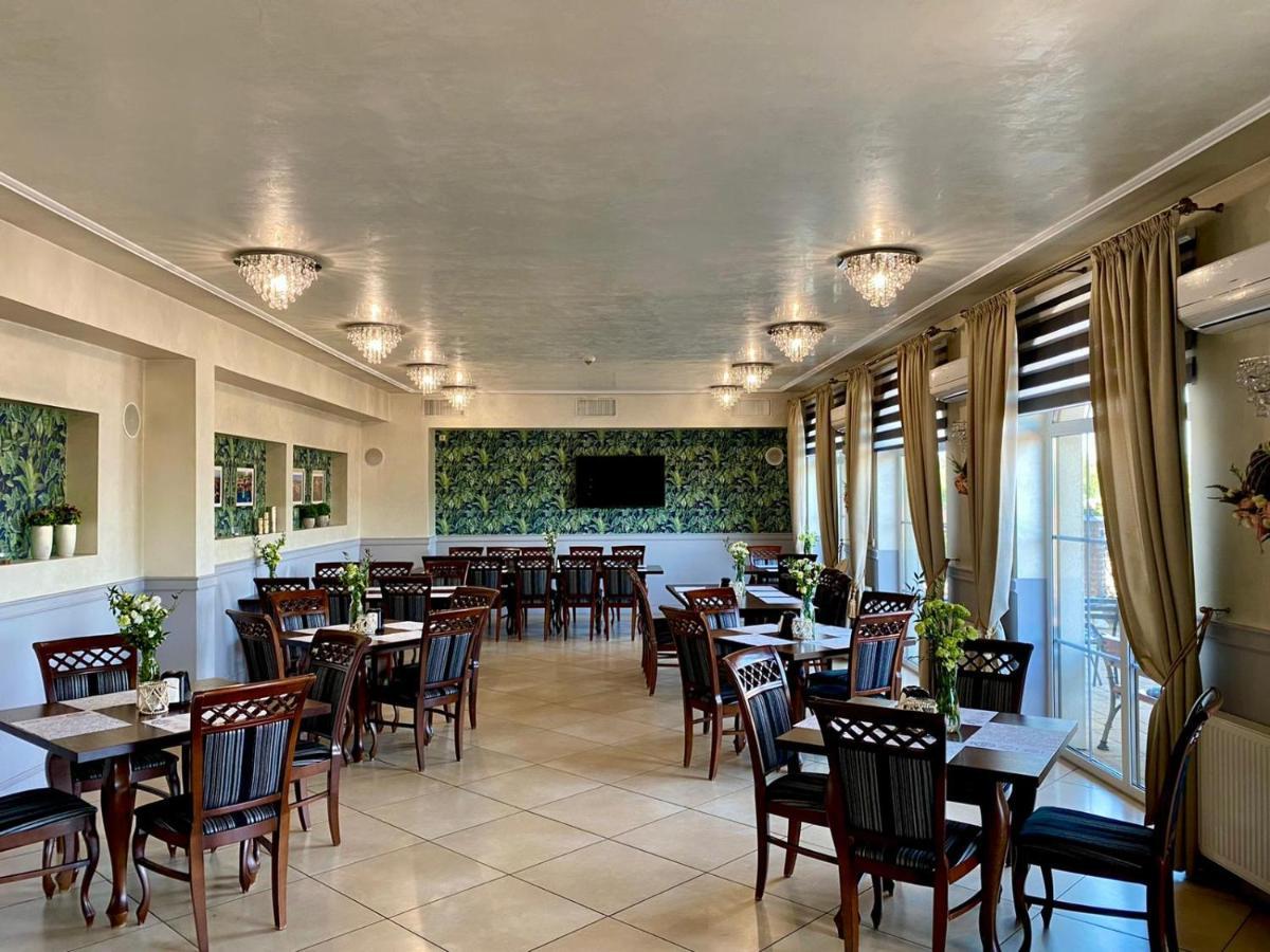 Hotel Stara Gorzelnia Licheń 외부 사진