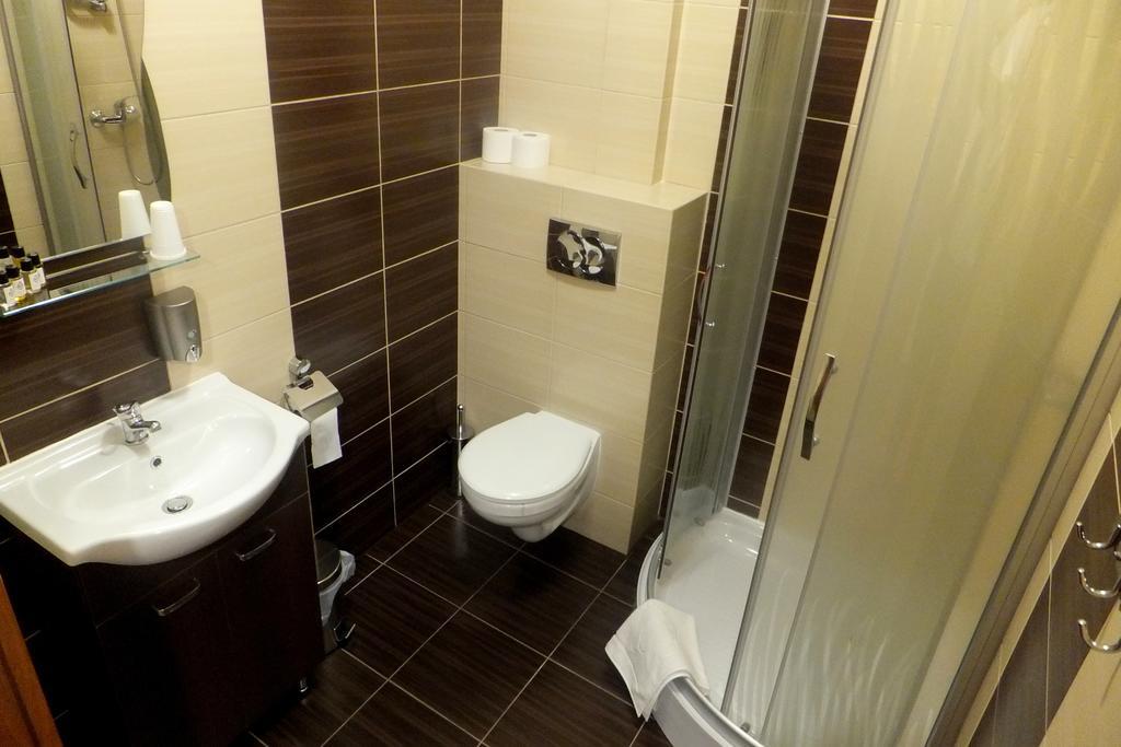 Hotel Stara Gorzelnia Licheń 객실 사진