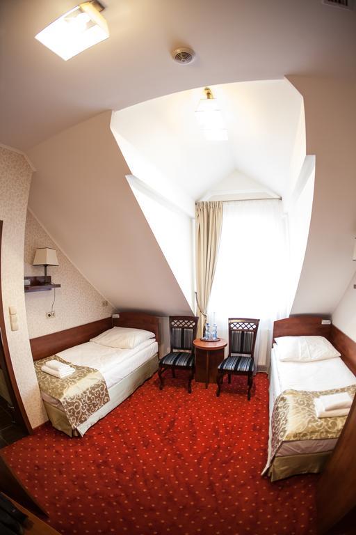 Hotel Stara Gorzelnia Licheń 객실 사진