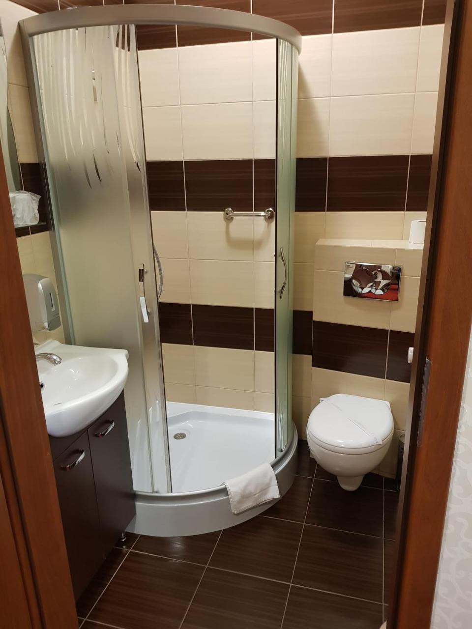 Hotel Stara Gorzelnia Licheń 외부 사진